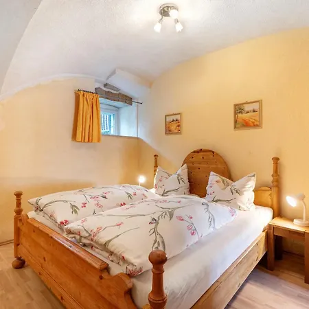 Ahrens * Ehrenberg (Saxony)