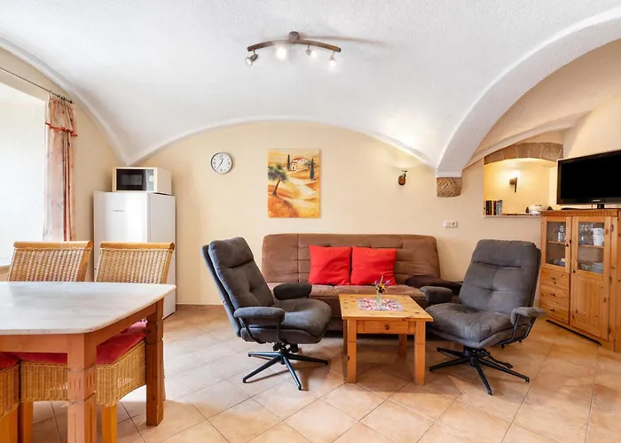 Ahrens * Ehrenberg (Saxony)