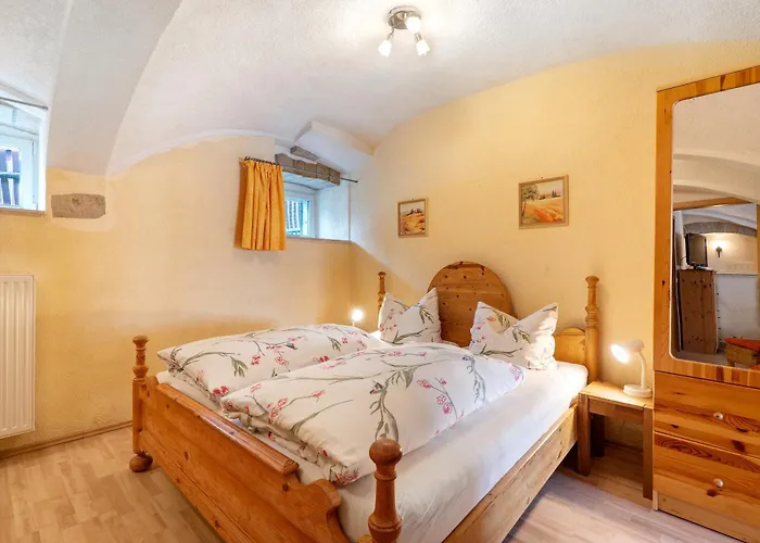 Ahrens * Ehrenberg (Saxony)